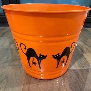 Hard Plastic Halloween Bucket with Handles